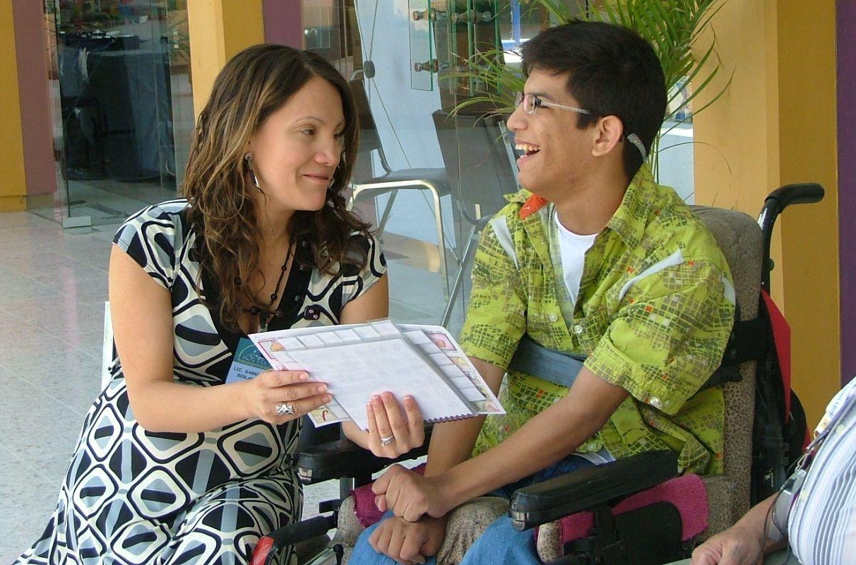 Enhancing Inclusion and Empowerment: Visual Supports and AAC in Digital In-Class Education